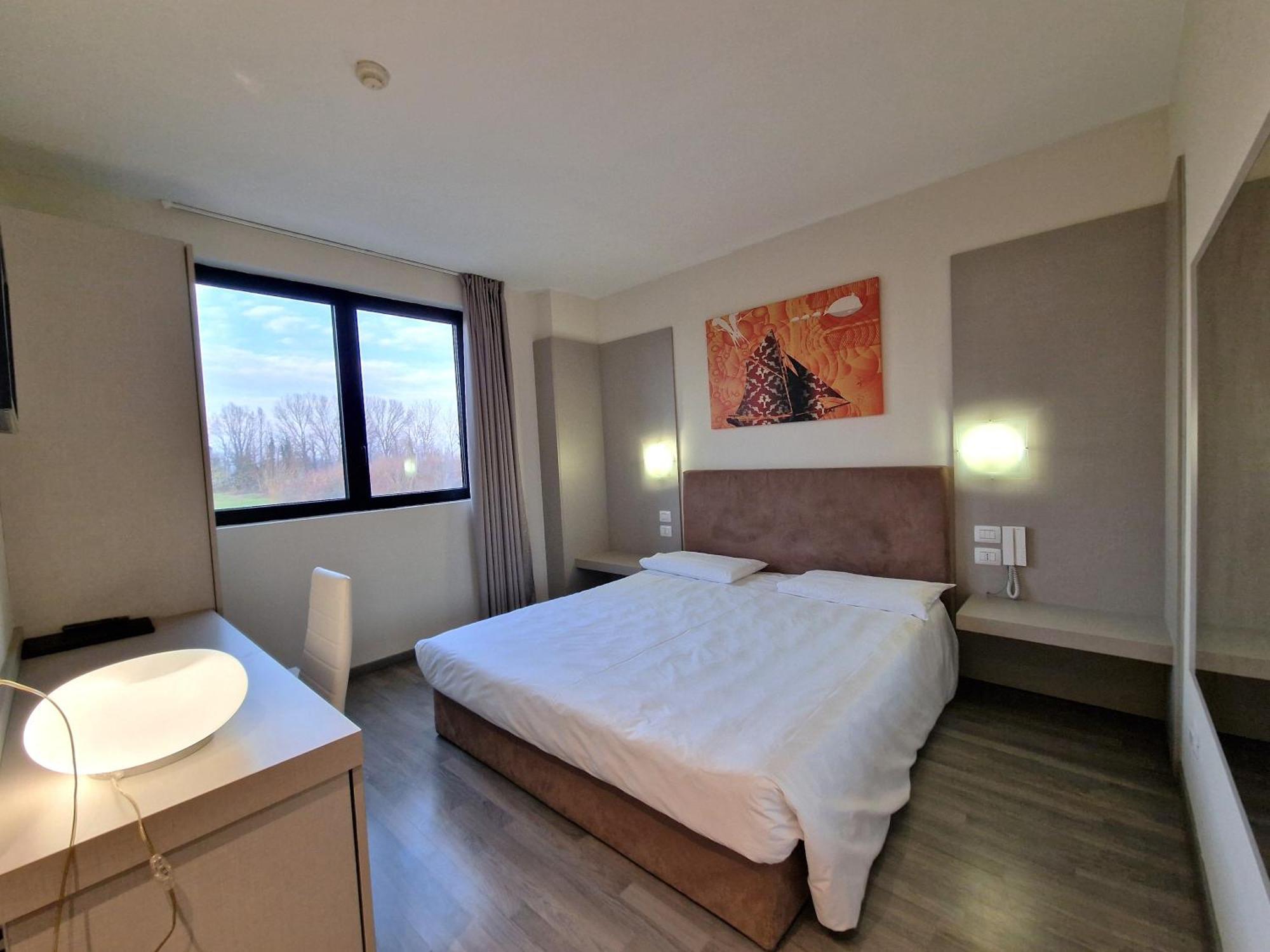 Hotel Motel Piu' Vaiano Cremasco エクステリア 写真
